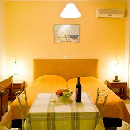 Dora Apartman Toló