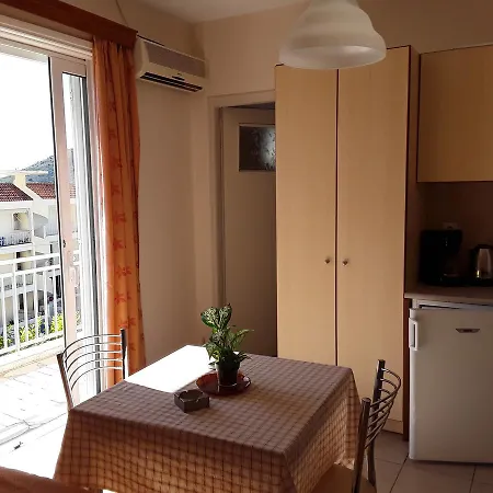 Apartman Dora *